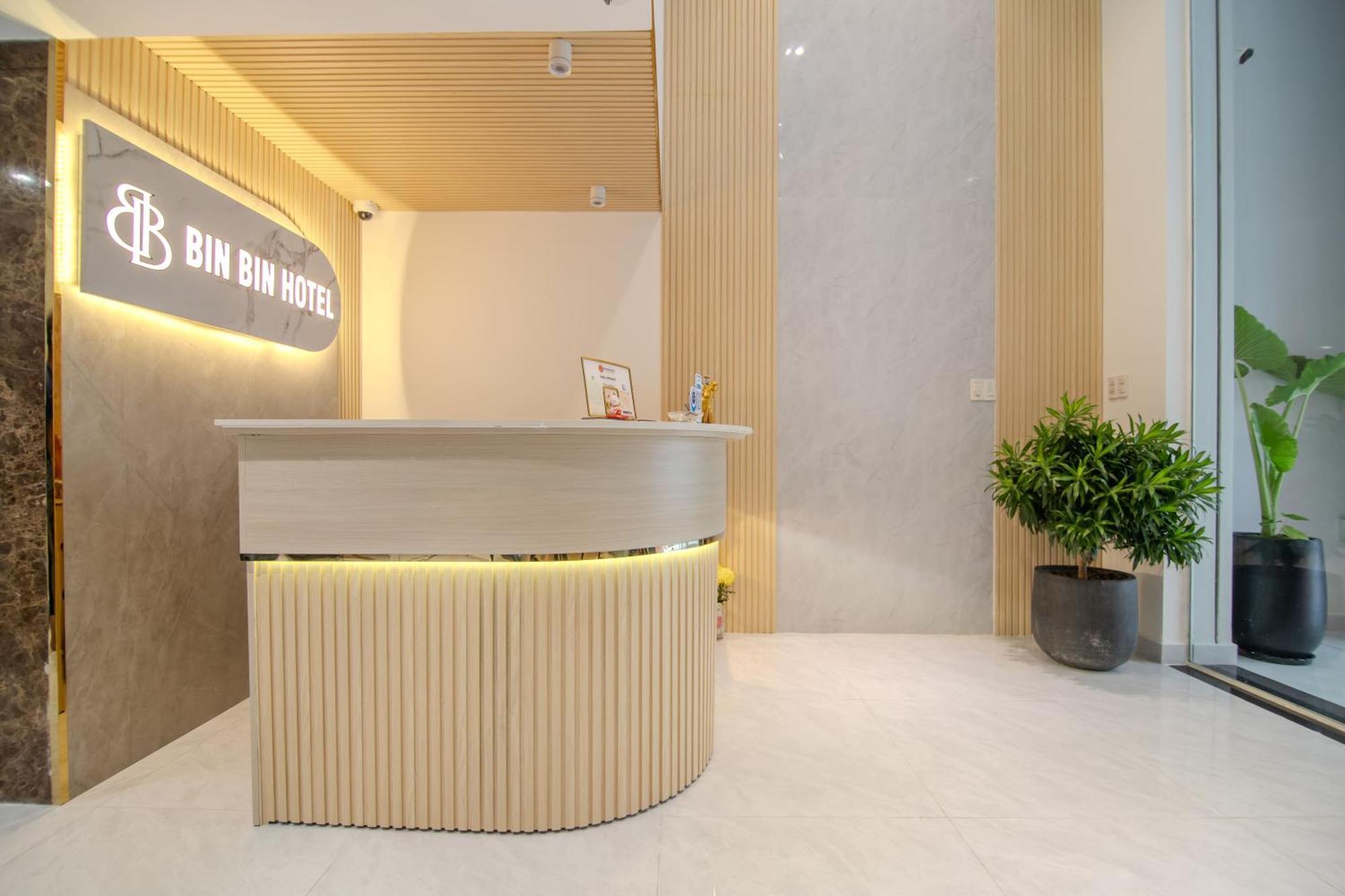 Bin Bin Hotel 6 - Near Secc D7 Ho Chi Minh-Byen Eksteriør billede