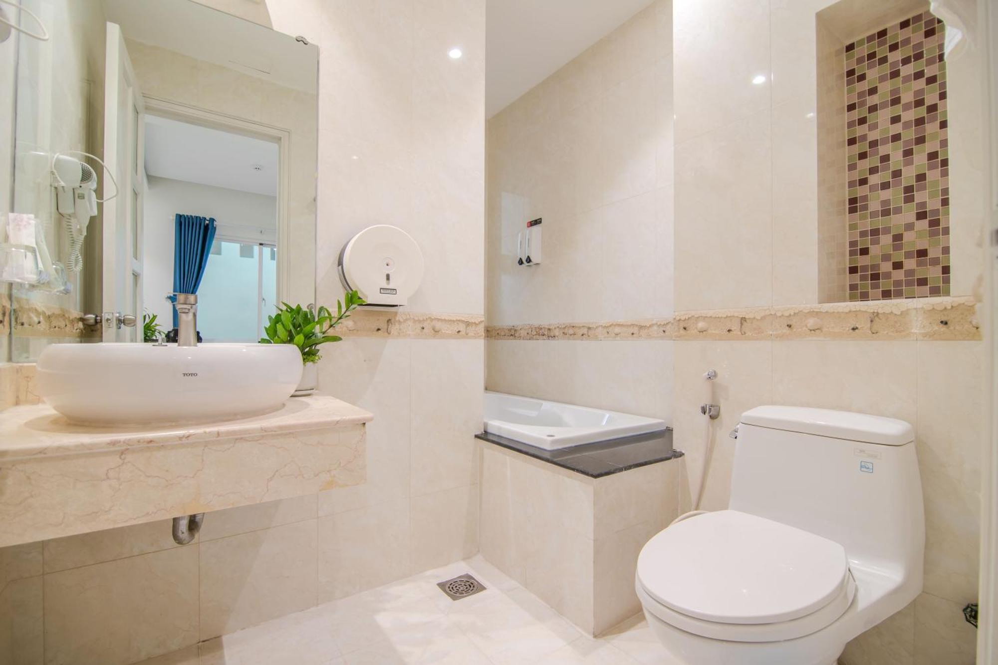 Bin Bin Hotel 6 - Near Secc D7 Ho Chi Minh-Byen Eksteriør billede